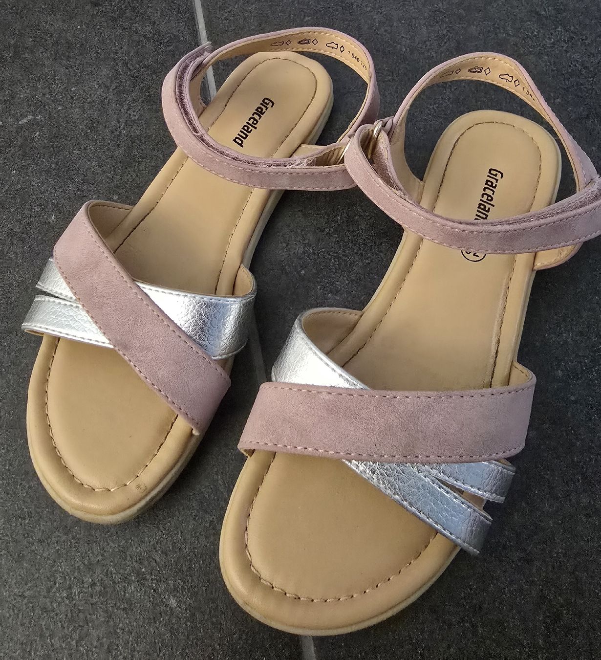 Scarpe per ragazzi: Schuhe Sandalen Grösse 32 – Usato da Birmensdorf ZH venduto da nad_5hfd 2