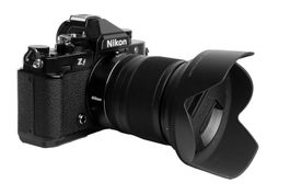 NIKON ZF Kamera Z f + NIKON 24-70mm f4 Zoom Objektiv