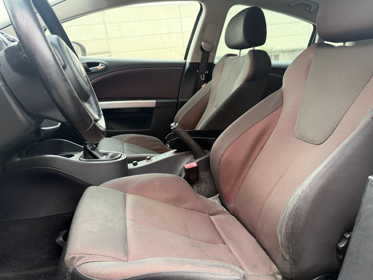 Tutti pezzi di ricambio auto: Seat Leon Teile Schlachten  – Usato da Geiss venduto da luk_cnw8 8