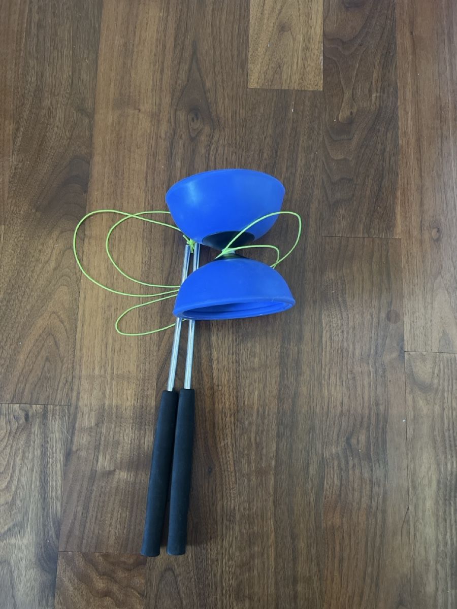 Spielzeuge: Diabolo Set blau  – Gebraucht aus Zwingen von phi_8wtt