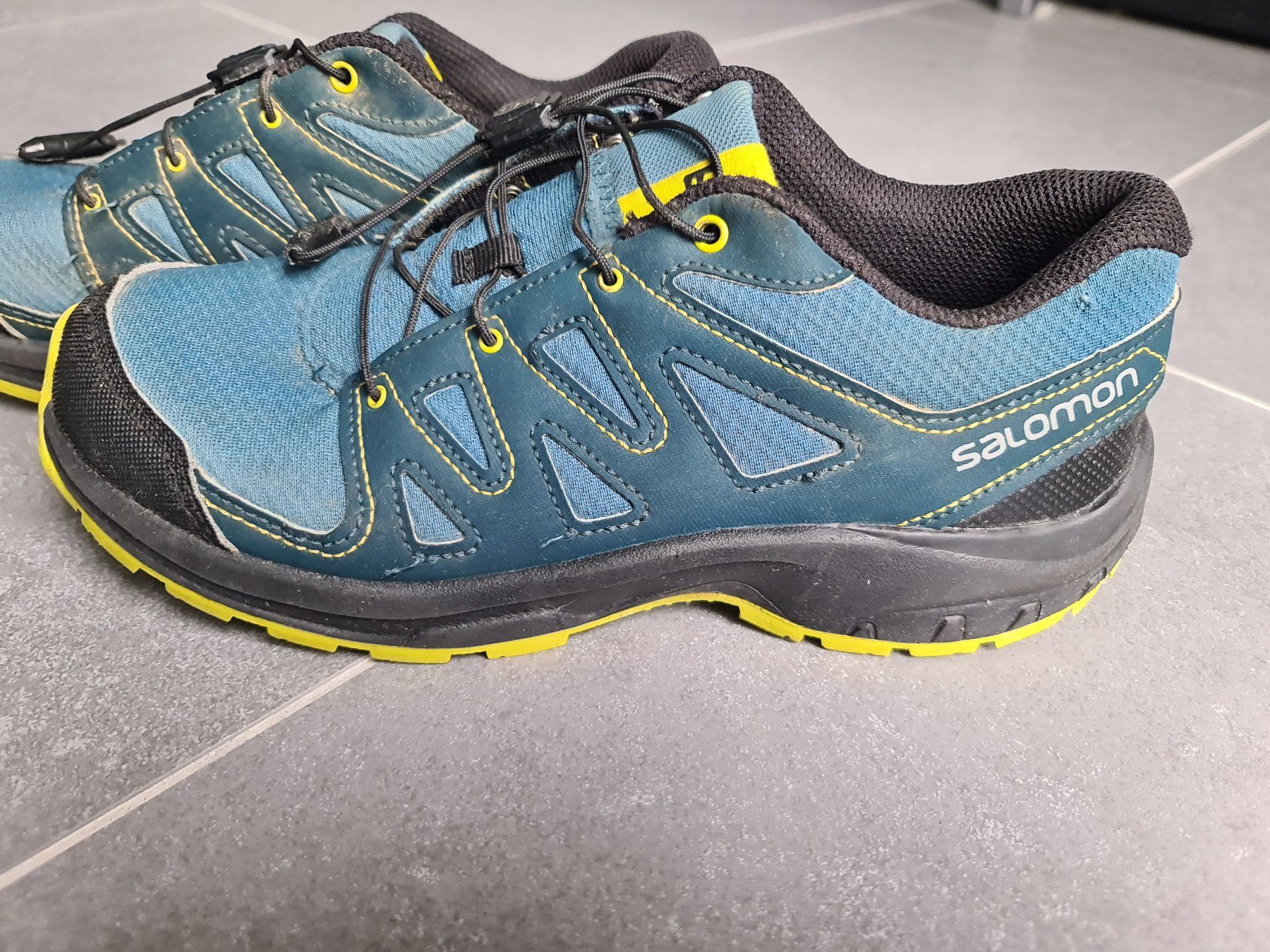 Salomon Herrenschuhe: Salomon Kinder Trekkingschuhe Wanderschuhe Gr. 36 – Gebraucht aus Hausen AG von Vugri 1
