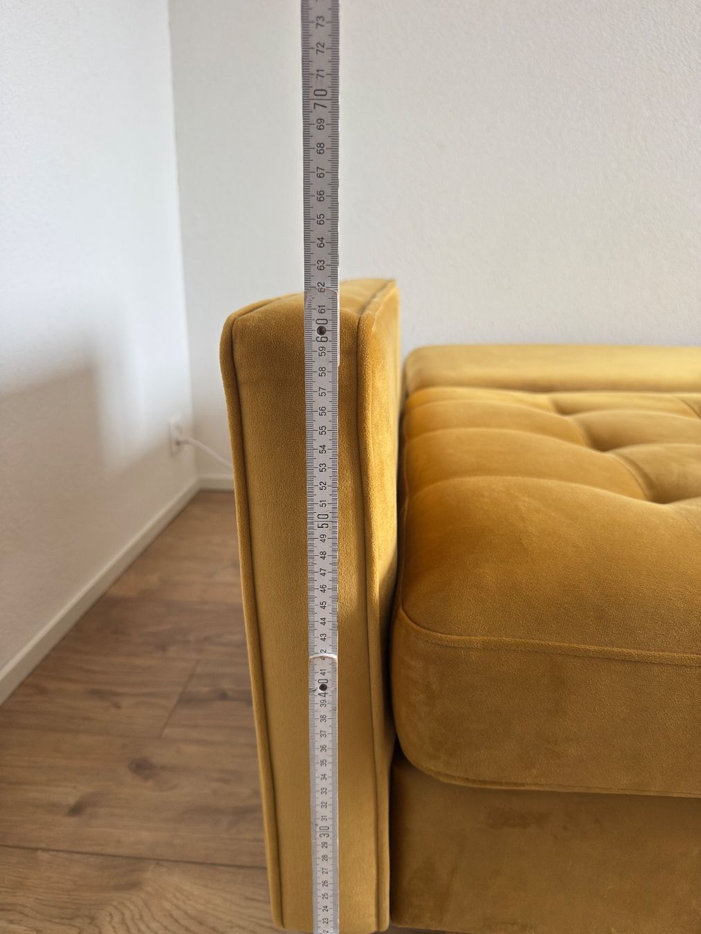 Sofas: Schlafsofa | Sofa | Couch - Samtgold – Gebraucht aus Egg b. Zürich von Yves-Maurice 7