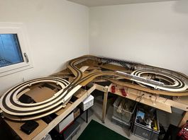 Digitale Eisenbahn-Anlage im Bau von Fleischmann und Roco