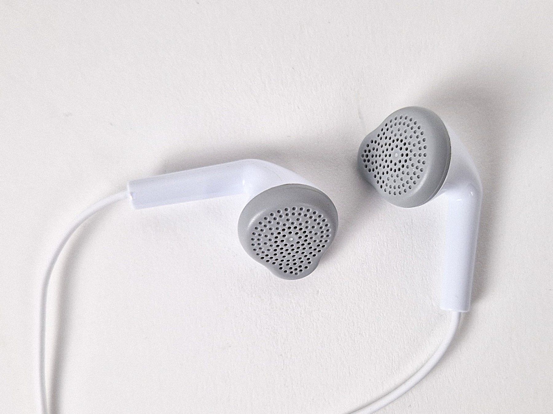 Samsung Cuffie: Samsung EHS61 AUX Stereo Headset – Nuovo (secondo la descrizione) da Basel venduto da Restwert_Basel 3
