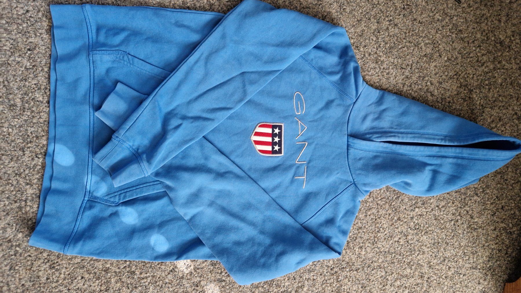 Gant Pullover & Sweatshirts: Gant Pullover Hoodie – Gebraucht aus Hochfelden von Hueppi