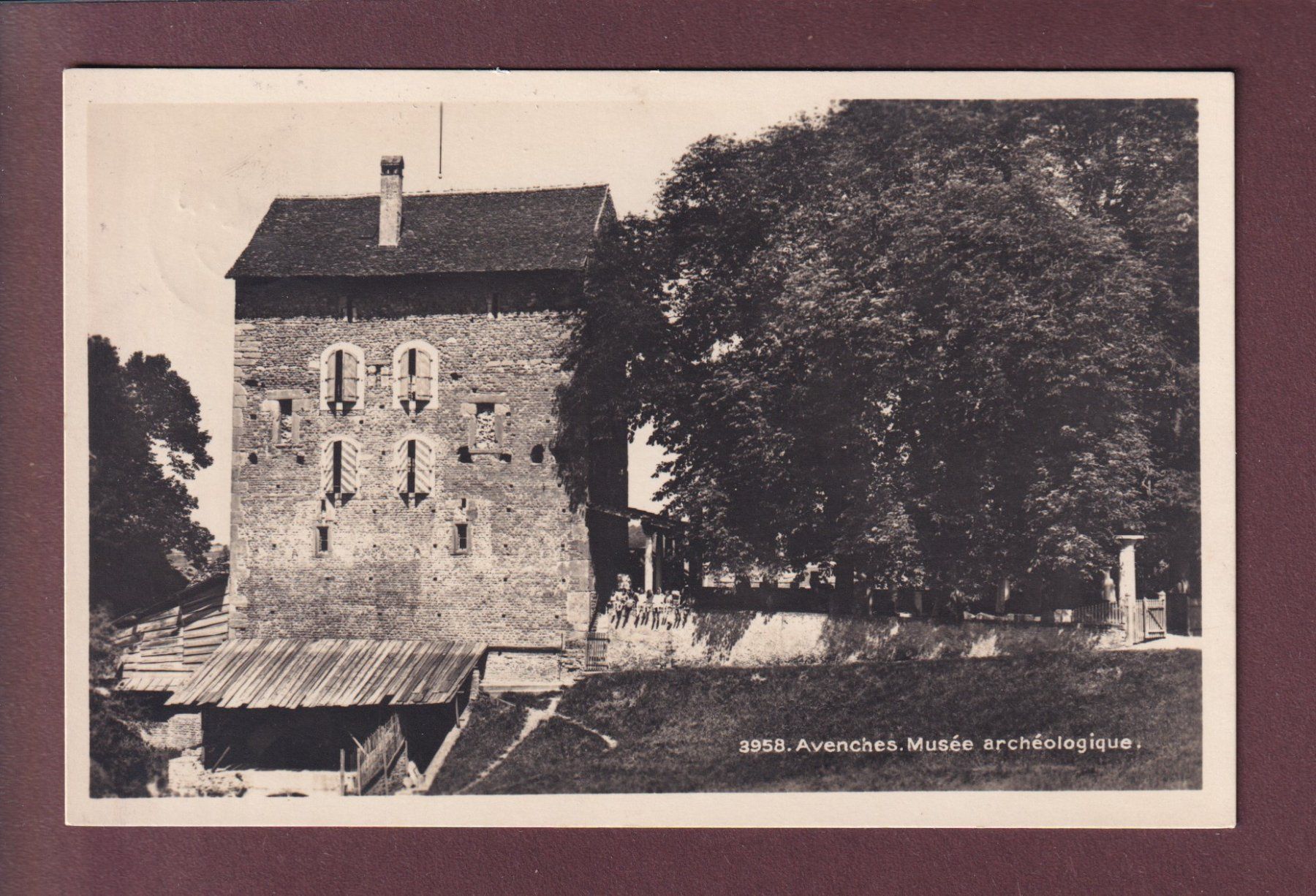 Cartoline postali: AVENCHES - Musée Archéologique - 1926 – Usato da Pully venduto da nicecards