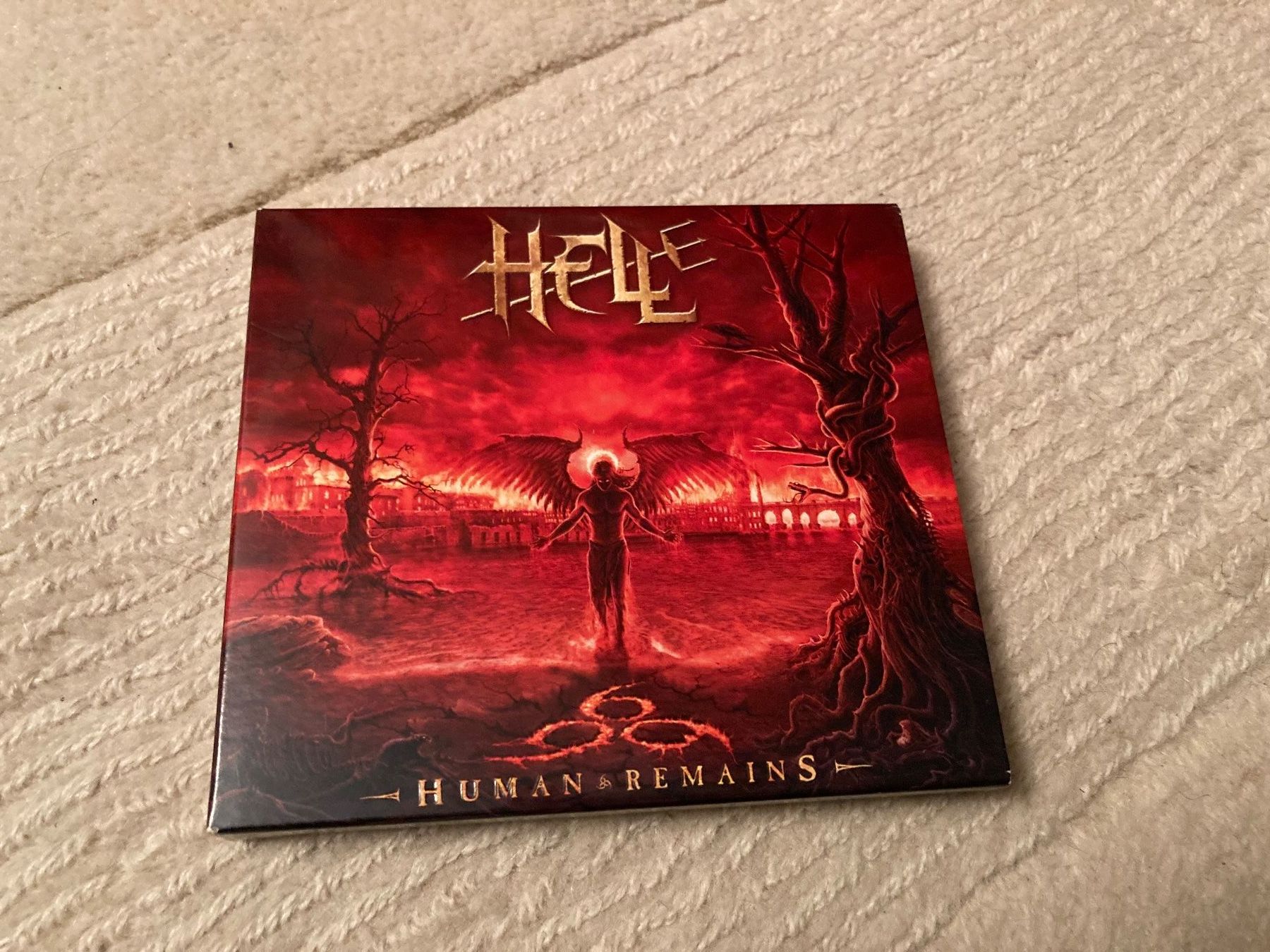 CD: Hell - Human Remains (2CD Digipak) Top Zustand – Usato da Wagenhausen venduto da Novafreund283