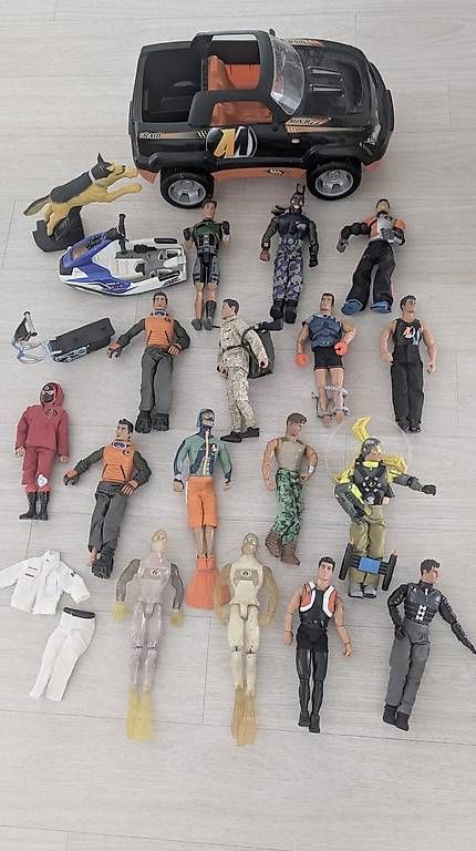 Statuette: Action Man Figuren 16x – Usato da Meilen venduto da boom_shanka