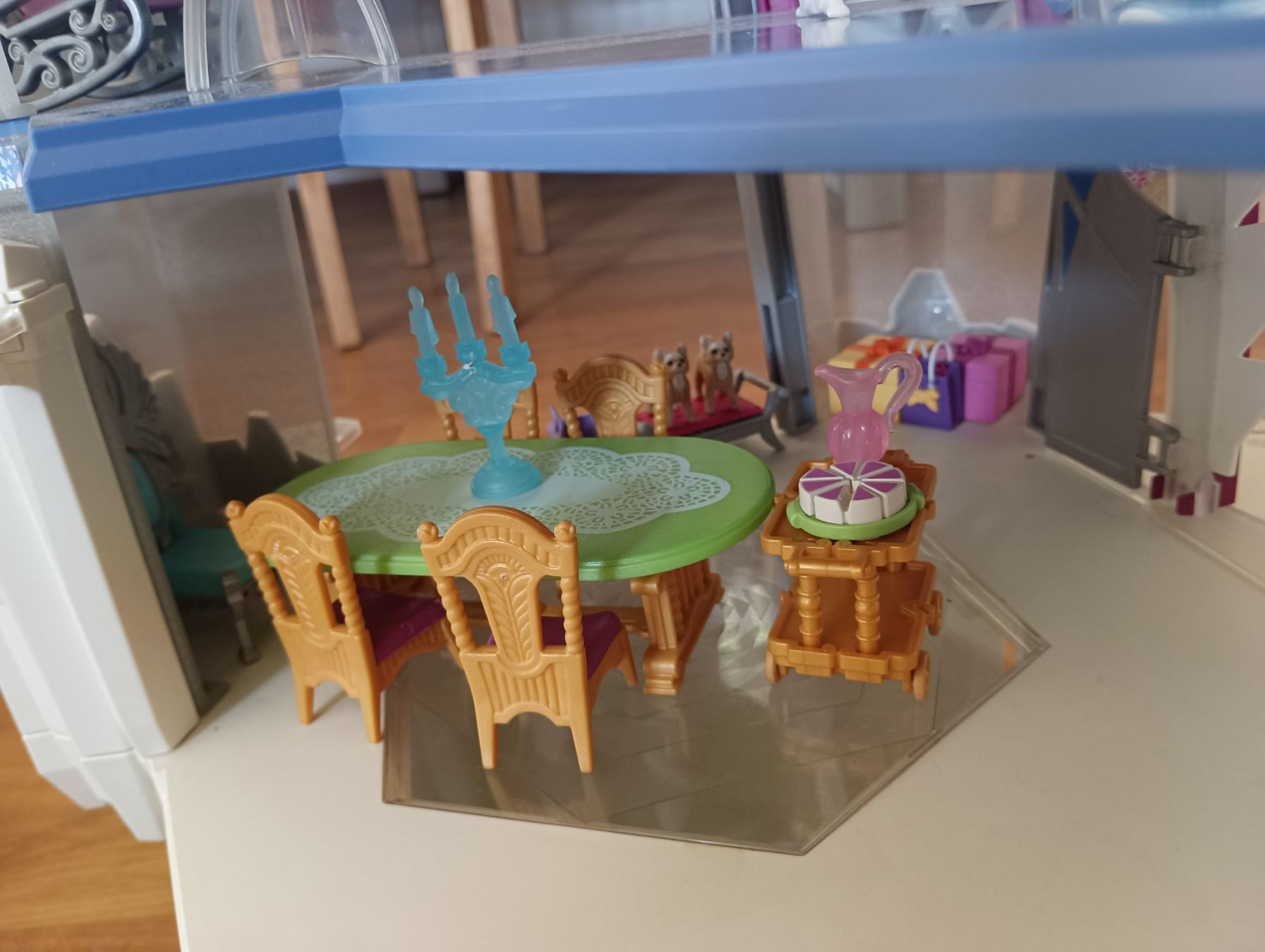 Playmobil Giocattoli: Eispalast Playmobil – Usato da Düdingen venduto da Schnee1980 5