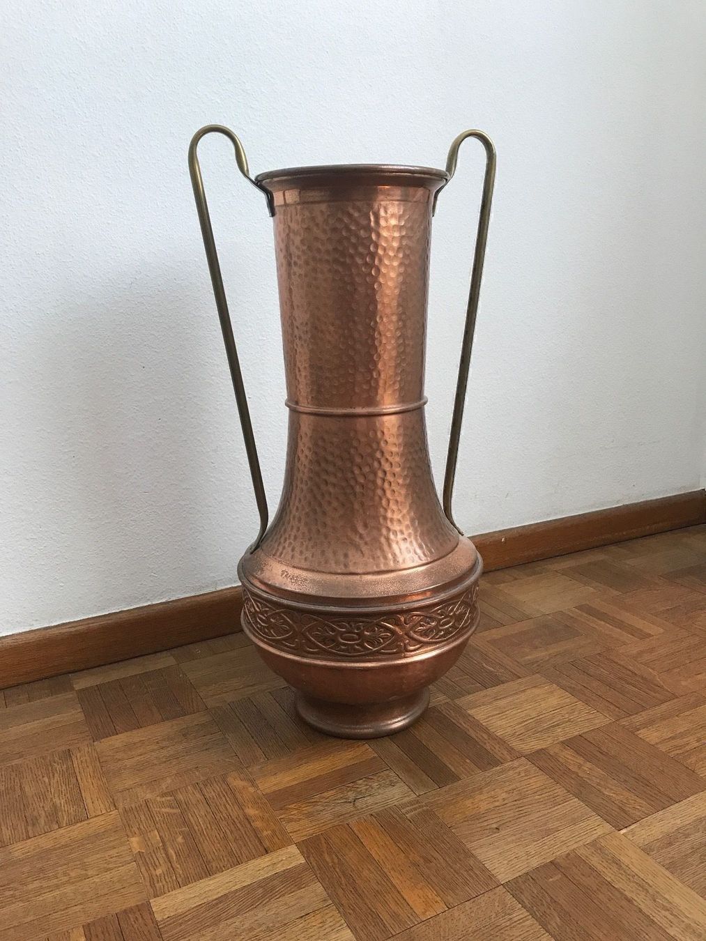 Guardaroba: Schönes Regenschirmstânder aus Kupfer – Usato da Winterthur venduto da Alp9 8
