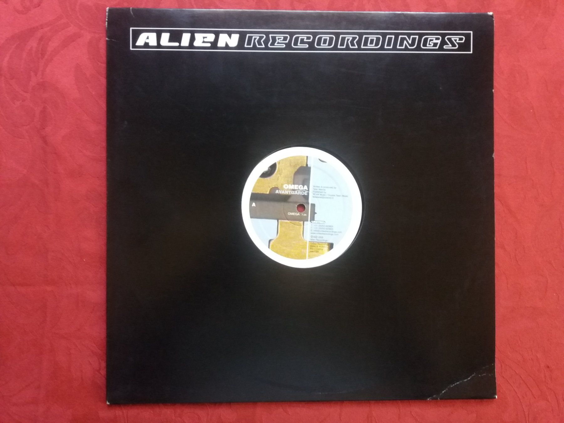 Dischi in vinile: Vinyle 12" (Omega) Avantgarde – Usato da Meyrin venduto da toutatis