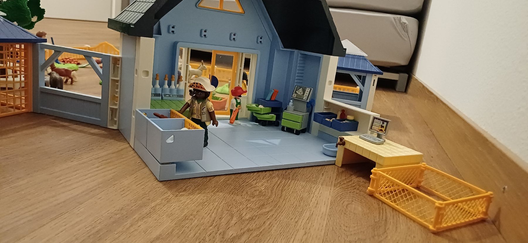 Playmobil Giocattoli: Playmobil Tierklinik – Usato da Kriens venduto da mel_z7m8 1