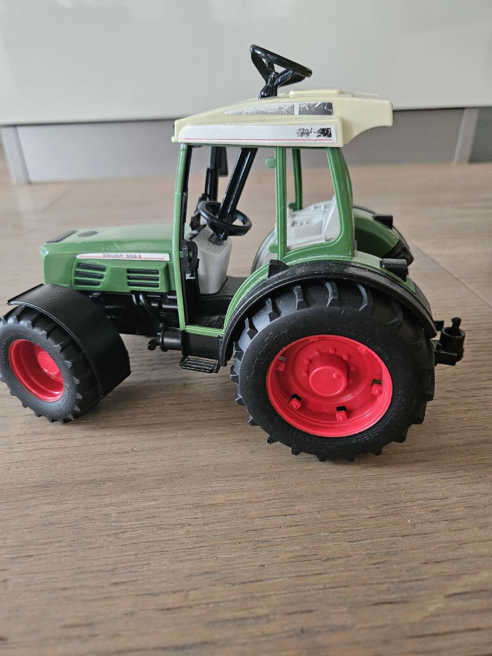 Bruder Giocattoli: Bruder Traktor Fendt 724 Vario  – Usato da Bischofszell venduto da bda_6ggb 3