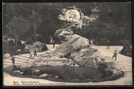 Bern, Weltpostdenkmal mit Skulpturen Aus