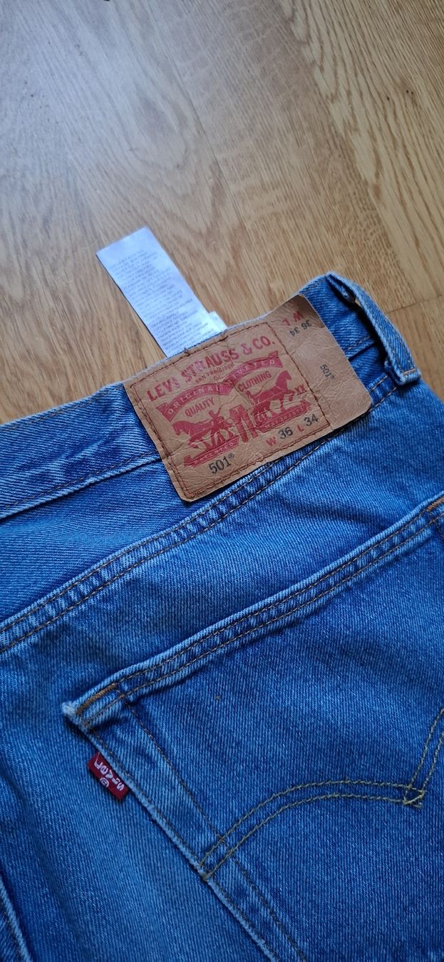 Levi's Jeans: Blaue Levis Jeans – Neu (gemäss Beschreibung) aus Zürich von vit_2k5q 2