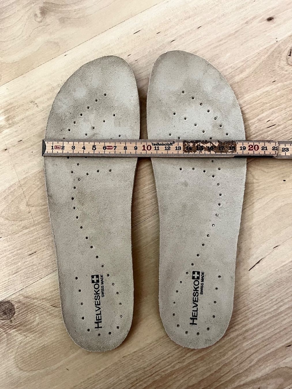 Helvesko Scarpe da donna: Schuh Damen Helvesko Gr 41 – Usato da Schwanden GL venduto da Leemueller 7
