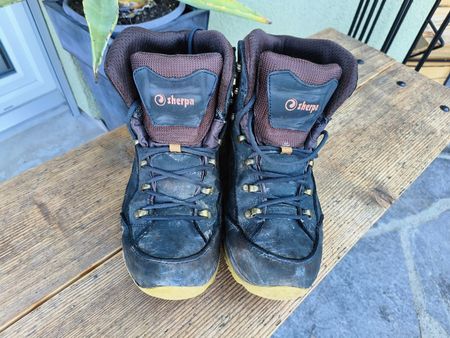 Sherpa Wanderschuhe Gr. 42