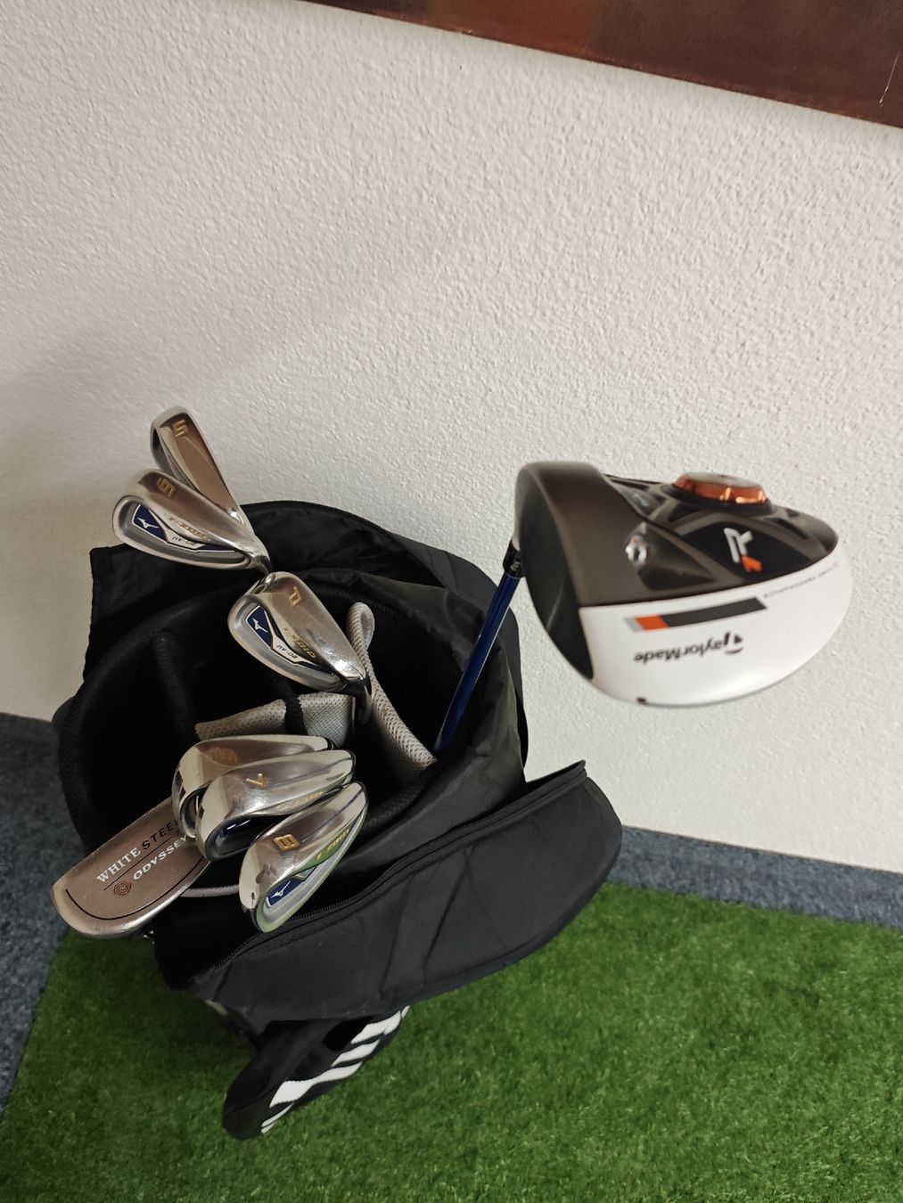 Taylor Made Mazze & Set: Golfset mit Driver, Eisen, Putter und Bag – Usato da Uerikon venduto da Chreggus_Golfshop 7