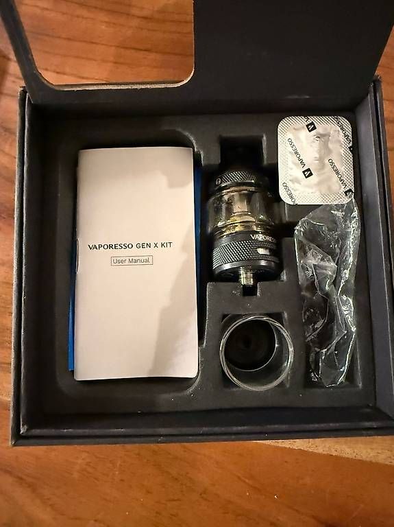 Vaporesso Altri Prodotti per fumatori: Vaporesso Gen X Kit mit Liquids – Usato da Zollikofen venduto da hri_r8pr 3