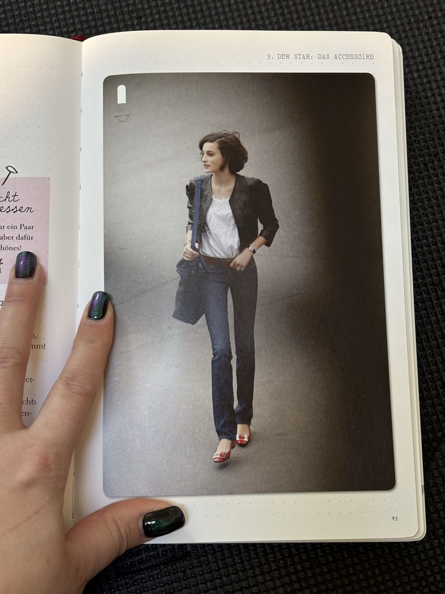 Libri: Pariser Chic Style Guide & How to be Parisian, Buch Set – Usato da Hinteregg venduto da Natsuki13 5