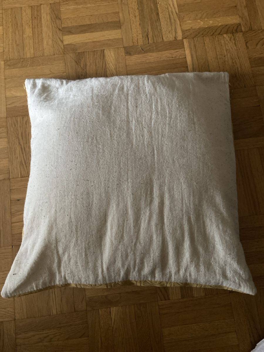 Kissen: Coussin décoratif jaune moutarde 38x38cm – Gebraucht aus Genève von captus 1