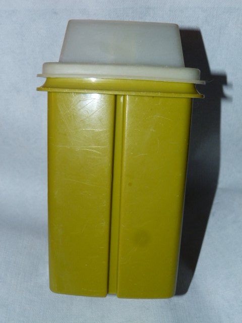Tupperware Contenitori & Simili: Tupperware Gurkenlift Pikantus – Usato da Nunningen venduto da Ave51