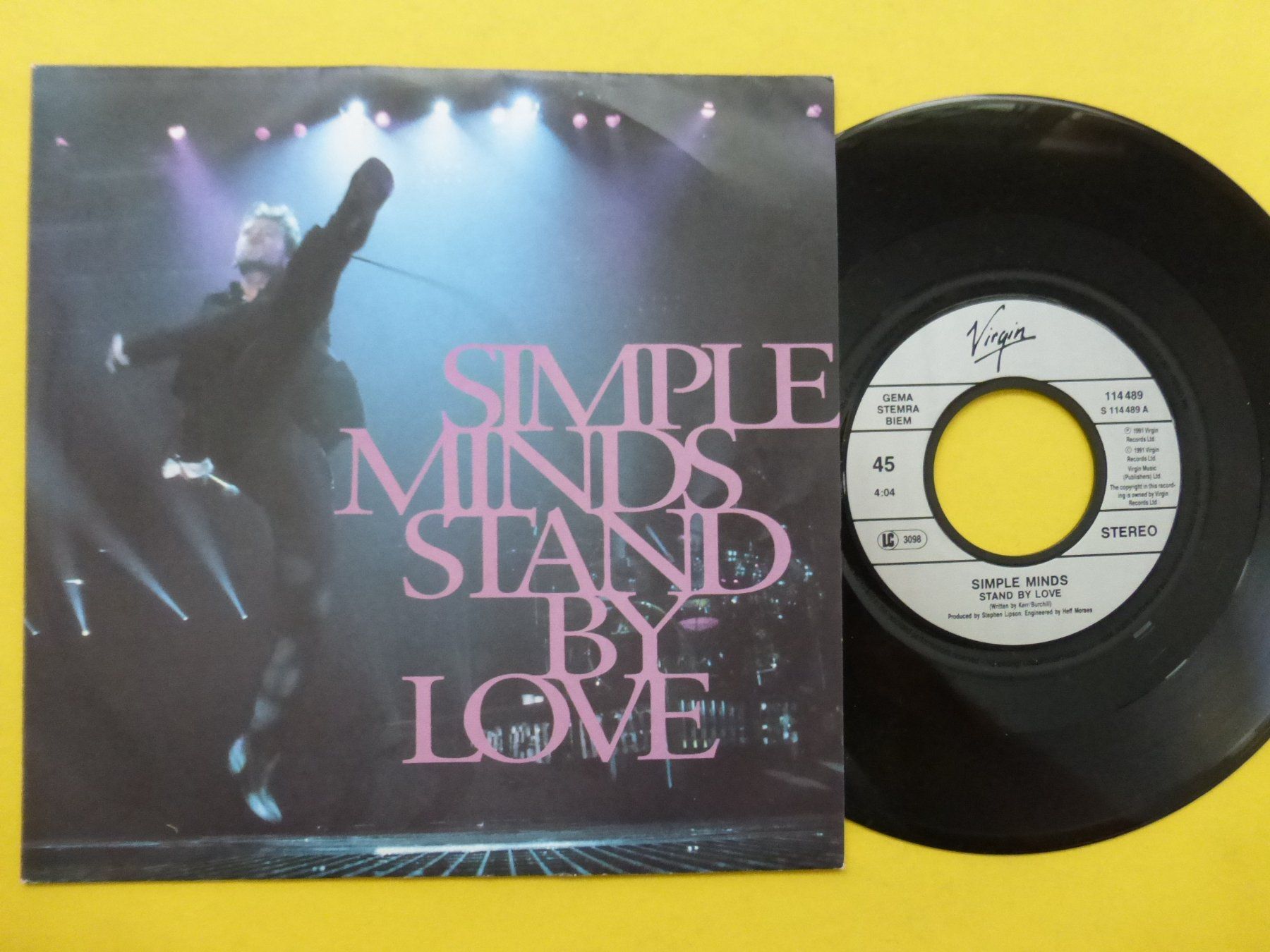 Dischi in vinile: Simple Minds – Stand By Love – Usato da Zürich venduto da Swiss57