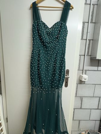 Elegantes, smaragdgrünes Abendkleid mit Perlen, Gr. 36