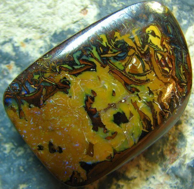 Edelsteine: Australischer Boulder Opal 51.40Cts. – Gebraucht aus Bern von Grindelwaldaus 1