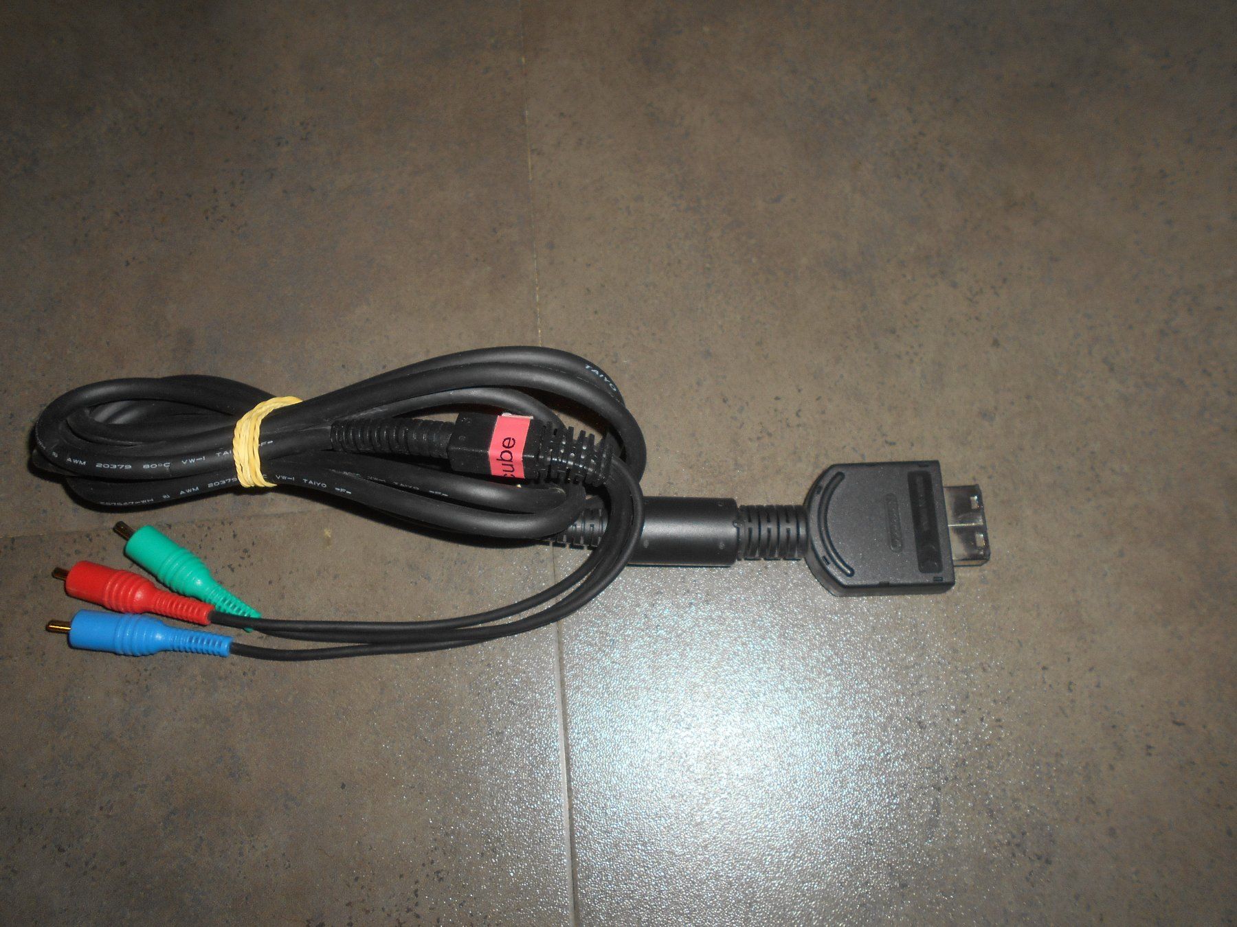 Nintendo Cavi: GameCube Component Kabel DOL-010 Original Nintendo – Usato da Hindelbank venduto da GameBoy1981