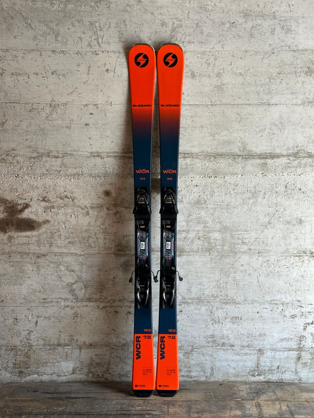 Blizzard Sci: Blizzard WCR Ski 153CM 2024 – Usato da Emmenbrücke venduto da karkarkar