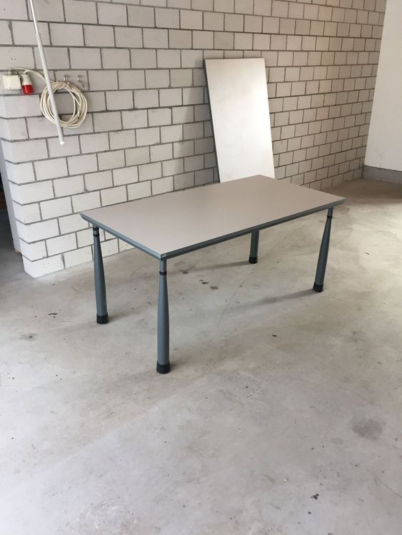 Lista Bureaux: Lista Bürotisch 140x80 – D'occasion à Uttwil par Mirabellablau