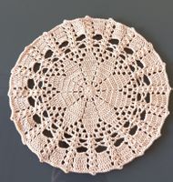 Handgemachte Häkeldecke, Abricot, Durchmesser 20cm, Vintage