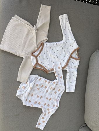 Baby Clothes Set: Bodysuits and Wrap Sweater - Size 62 🧸🌈