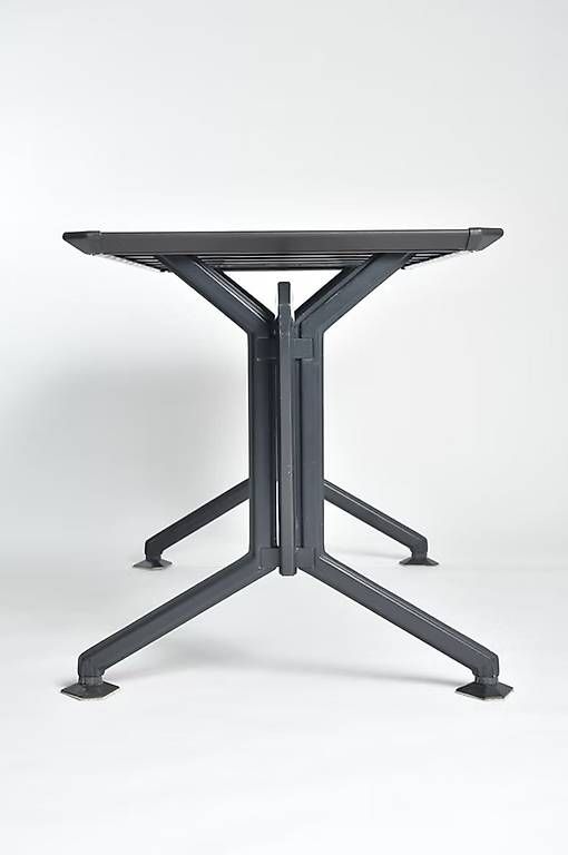 Tavoli: Olivetti "Arco" Tisch – Usato da Zürich venduto da IndividumCH 3