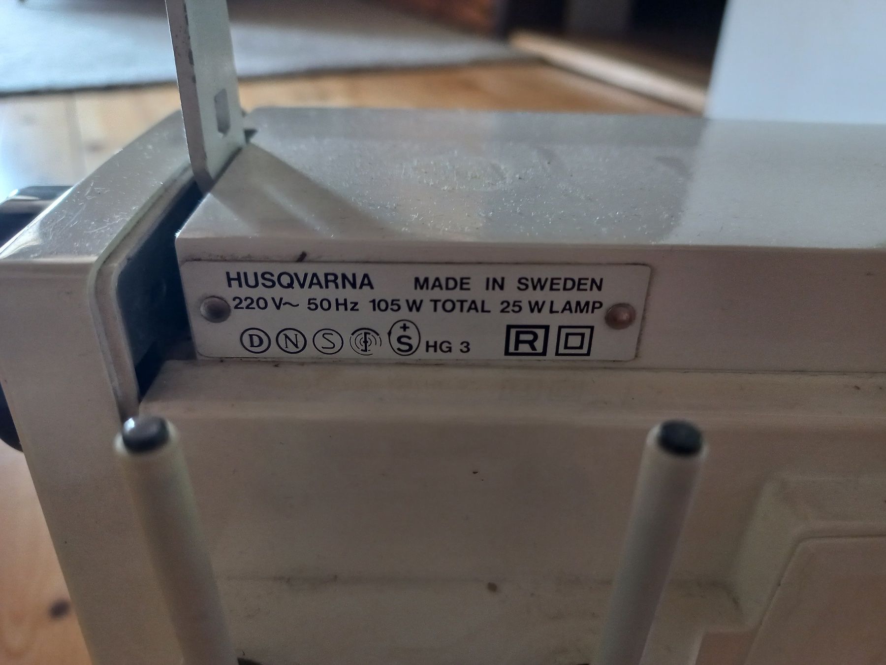 Husqvarna Nähmaschinen: Husqvarna Nähmaschine – Gebraucht aus Maseltrangen von pehatra 4