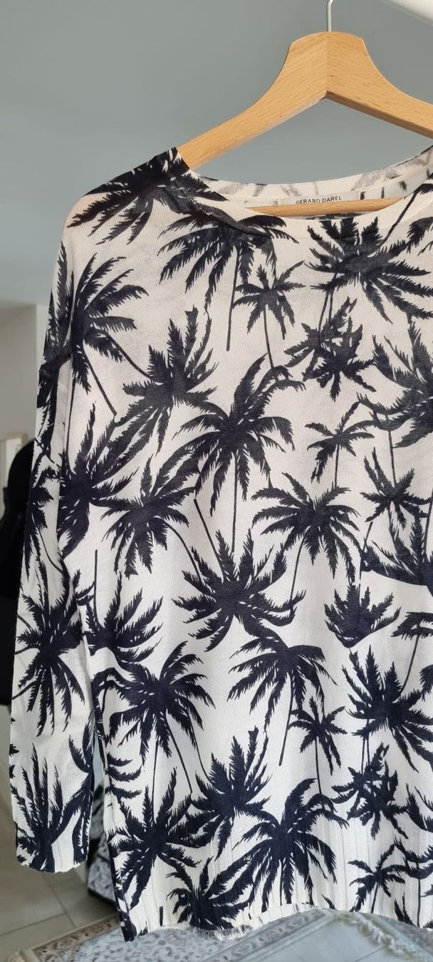 Gérard Darel Tops: Pull Gerard Darel – D'occasion à Yverdon-les-bains par sma_c6wn 1