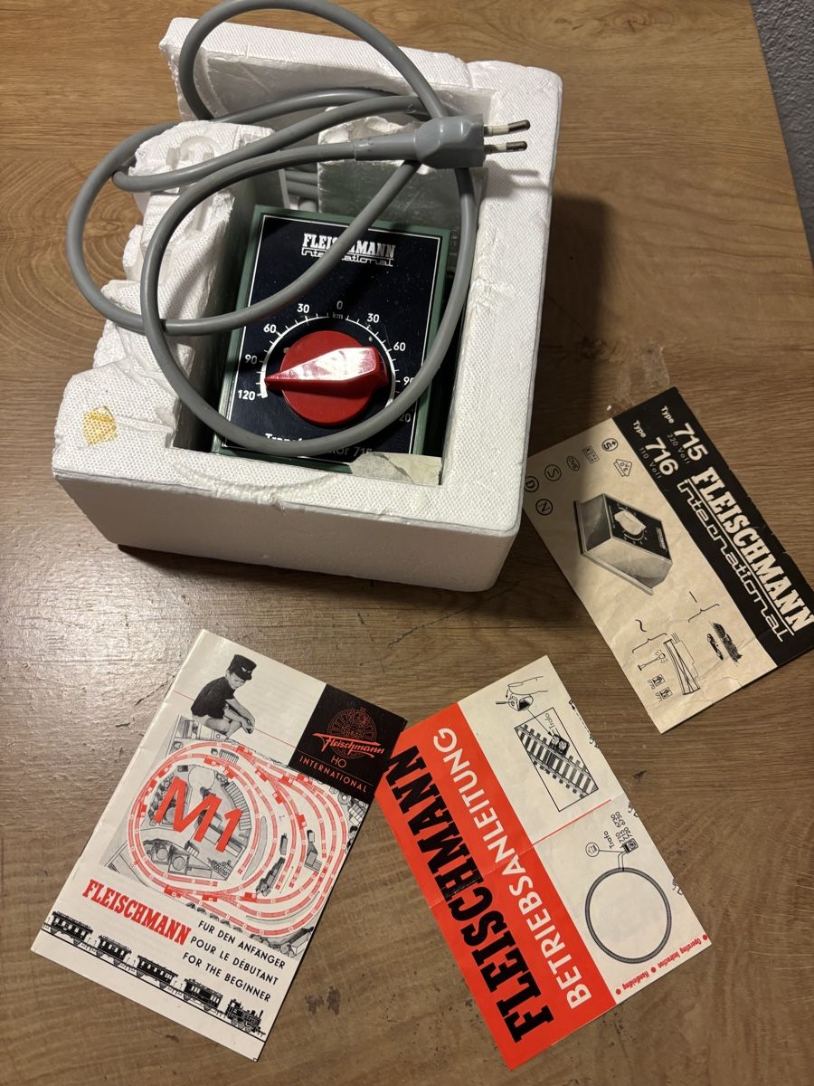 Fleischmann Modellini di ferrovie: Vintage Fleischmann Modelleisenbahn Sammlung – Usato da Orpund venduto da BlackEagel80 9