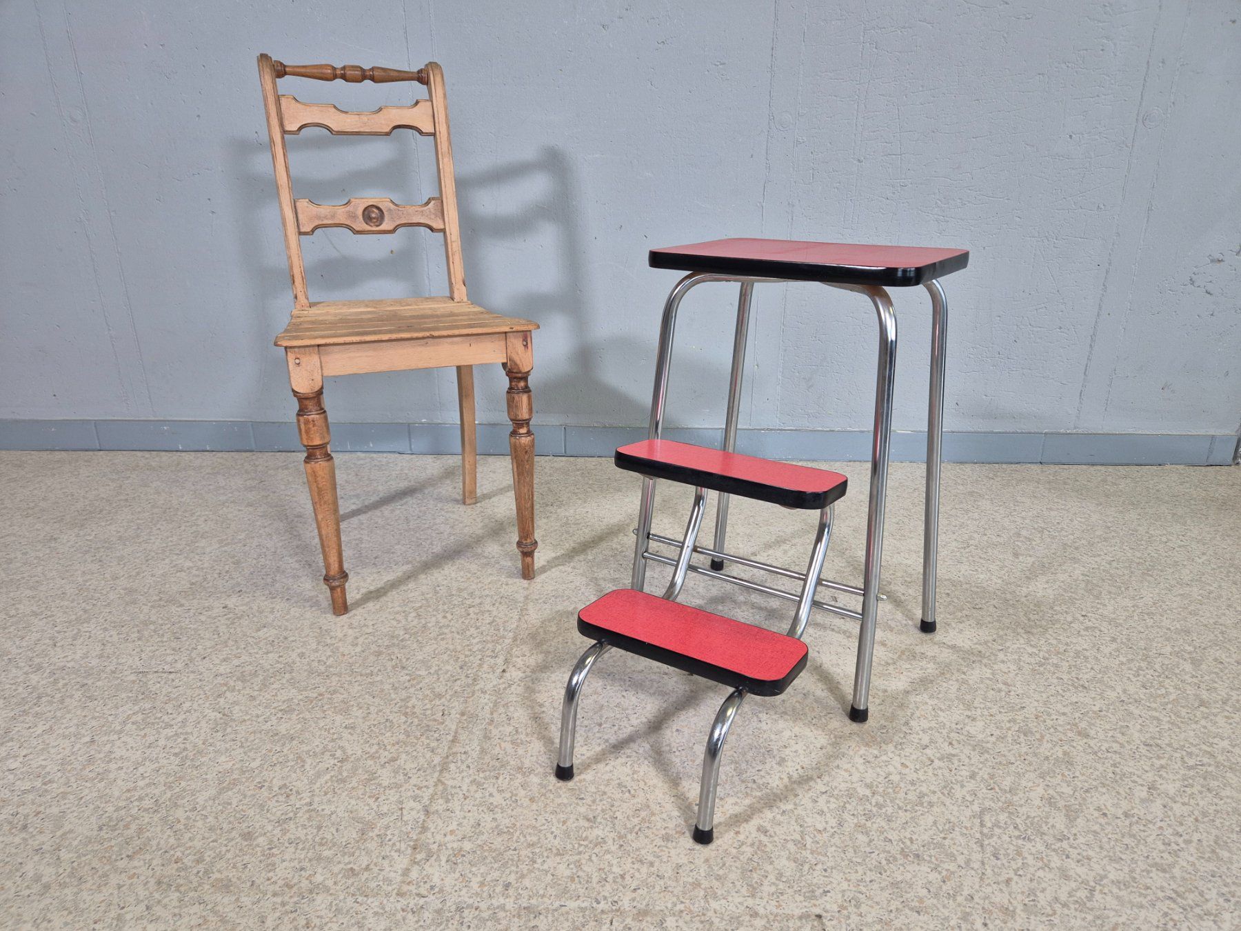 Hocker: Step-Stool Tritthocker 3-Tritt Hocker kelco rot – Gebraucht aus Nottwil von Wondewa-Shop 7