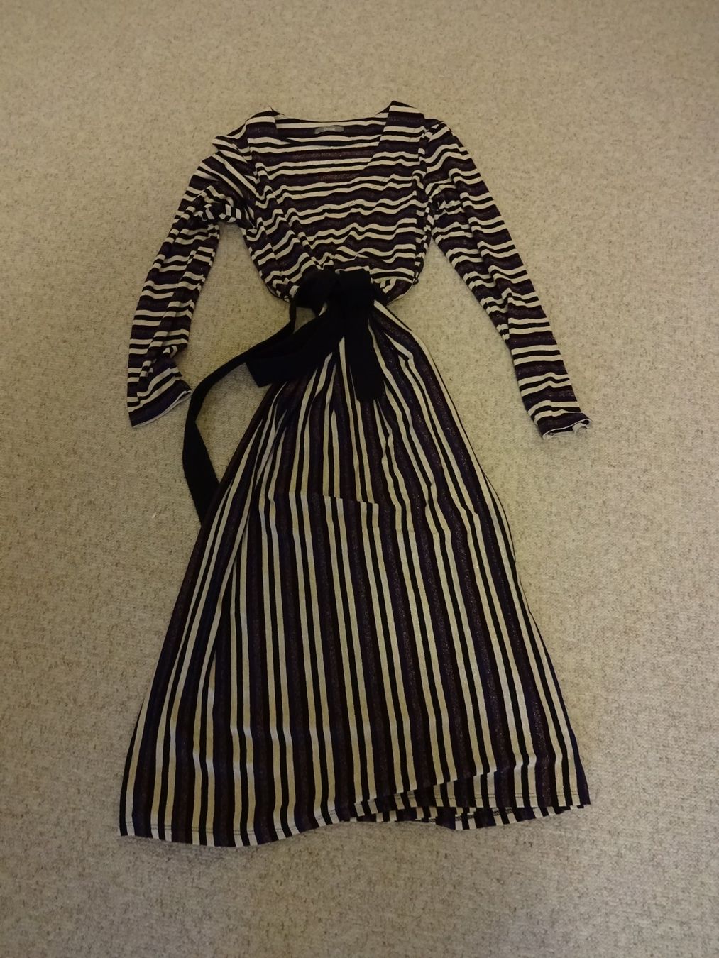 Vestiti: Schönes Glitzer-Longkleid/Dixie – Nuovo (secondo la descrizione) da Rothrist venduto da Mistery1