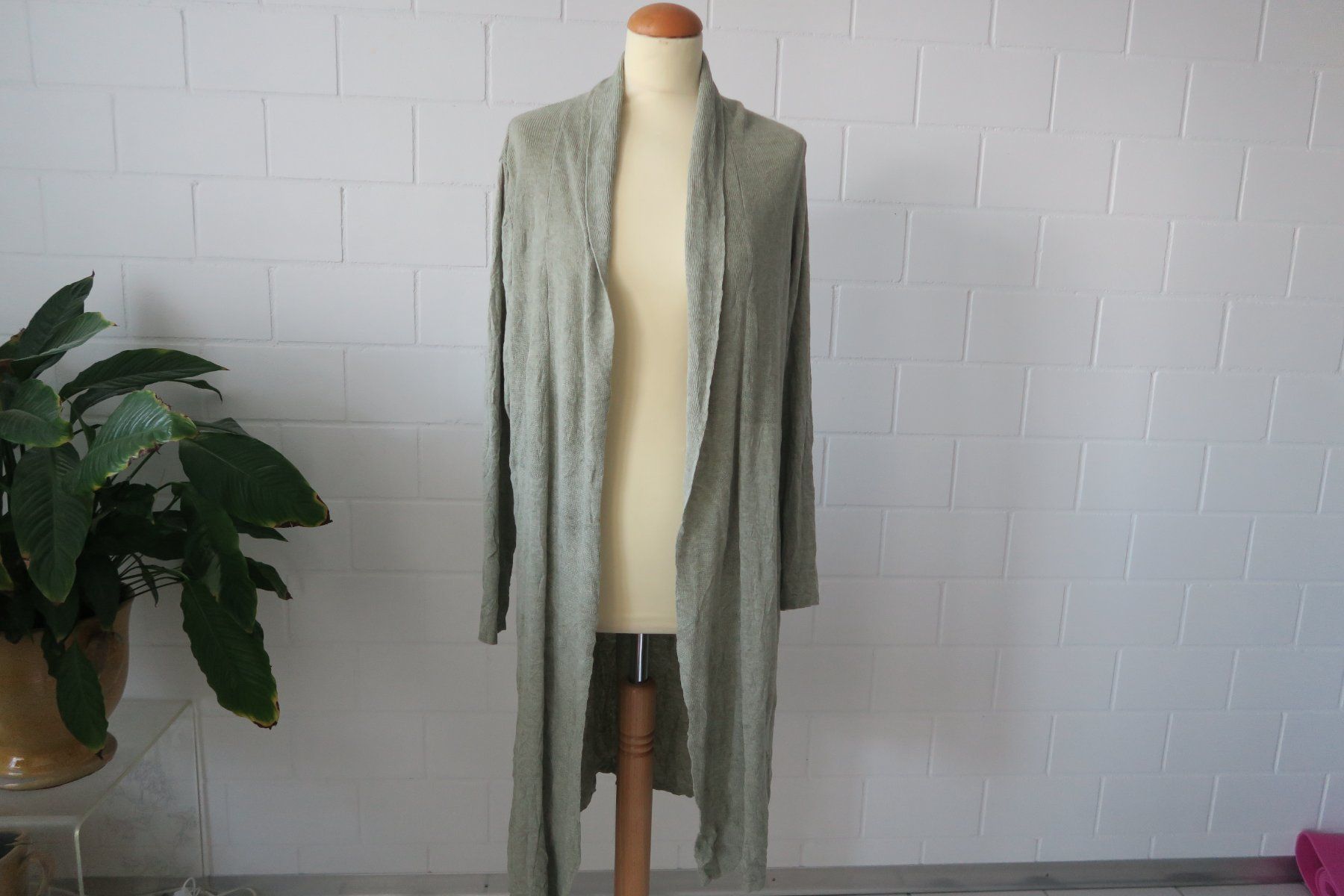 Nile Vestes: Strickjacke Nile Grösse M – Neuf (Voir description) à Worb par speakers01