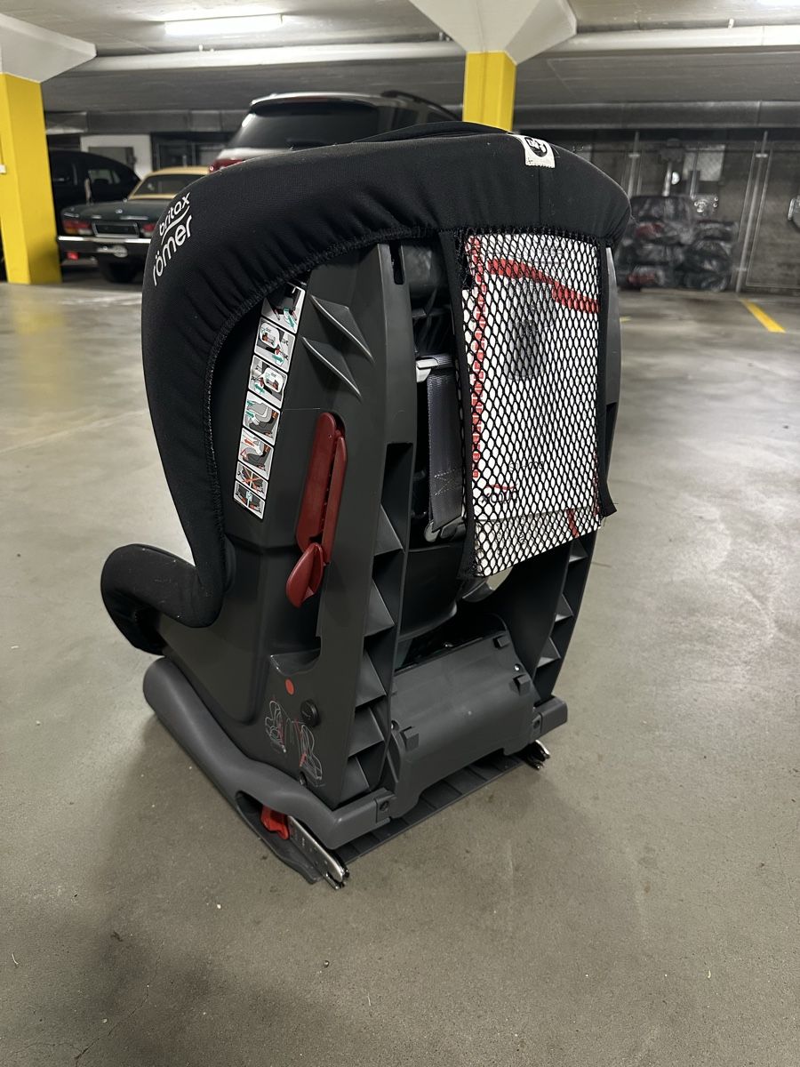 Britax Römer Seggiolini per auto: Britax Römer Duo Plus  – Usato da Thalwil venduto da art_kor 1