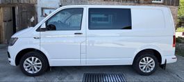VW Transporter Kombi Weiss, ab Platz