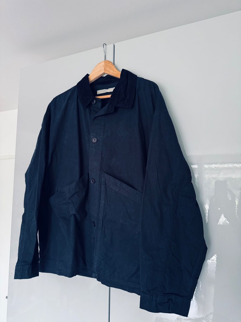 Giacche: 7115 by Szeki Panel Pockets Jacket Dunkelblau Grösse M – Nuovo (secondo la descrizione) da Ennetbaden venduto da DanielCPH