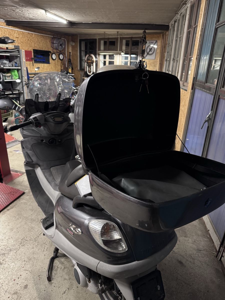 Piaggio Scooter: Piaggio X9 250 – Usato da Mühlethurnen venduto da Schmidts 4