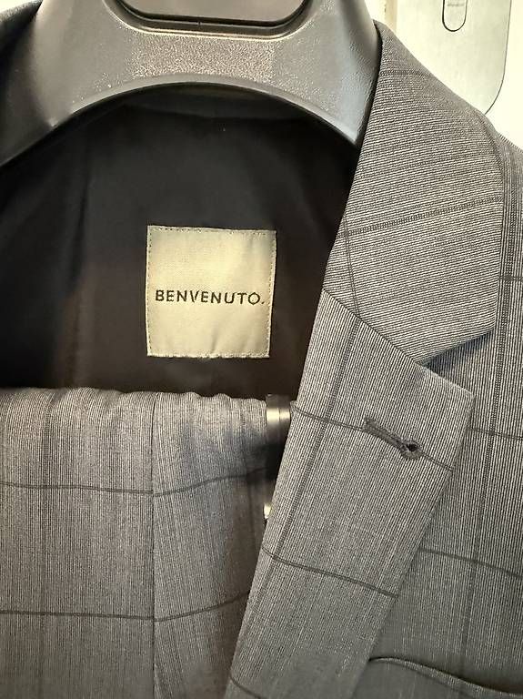 Costumes: Anzug Benvenuto 48 Neu – Neuf (Voir description) à Hergiswil NW par allmendkoenig 1