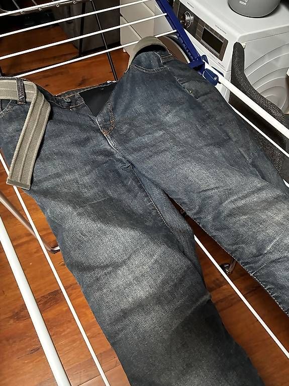 Jeans: Jeans moto PMJ TAILLE 34 – Usato da Montagny-Yverdon venduto da ced_cgl7