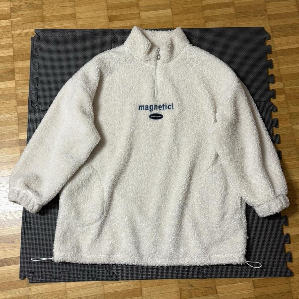 Pullover & Sweatshirts: Fleece Pullover – Gebraucht aus Alchenflüh von hel_n6bm