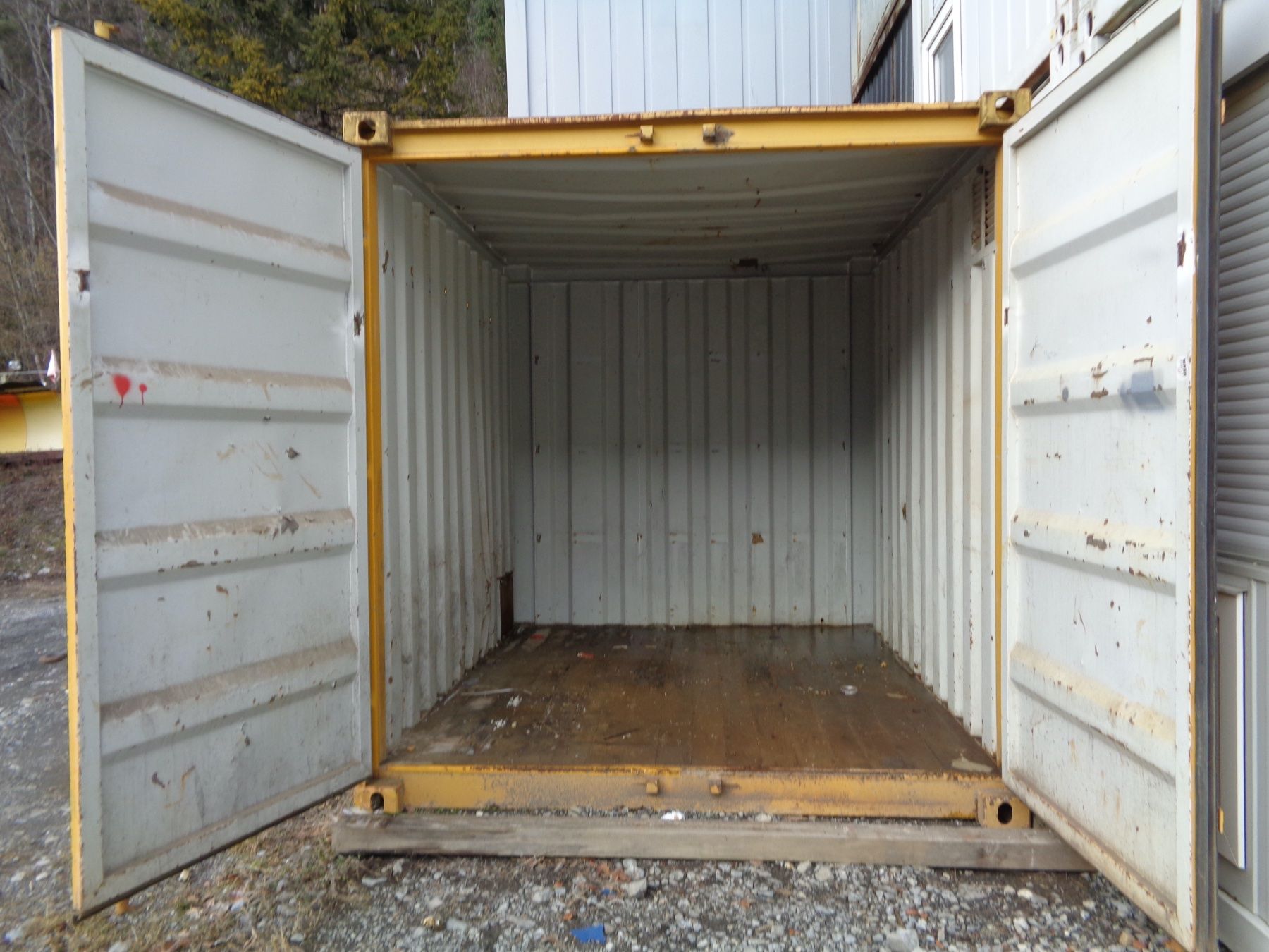 Contenitori edile: Container 10' (3 m) für Lager – Usato da Alpnach Dorf venduto da vieuxhenri 1