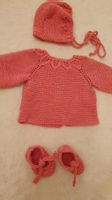 STRICKJACKE + MINI/ BABYSCHÜHCHEN + STRICK-KAPUZENMÜTZE